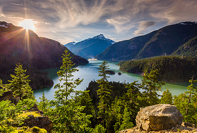 photograph of washington nature scene with rivers and mountains