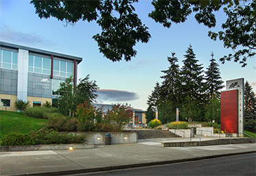 fort steilacoom campus exterior and cascade building