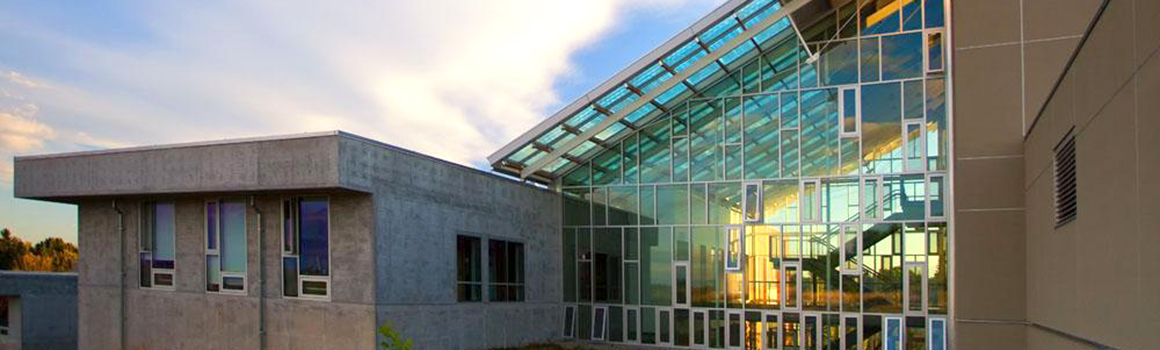 back entrance of rainier building on fort steilacoom campus